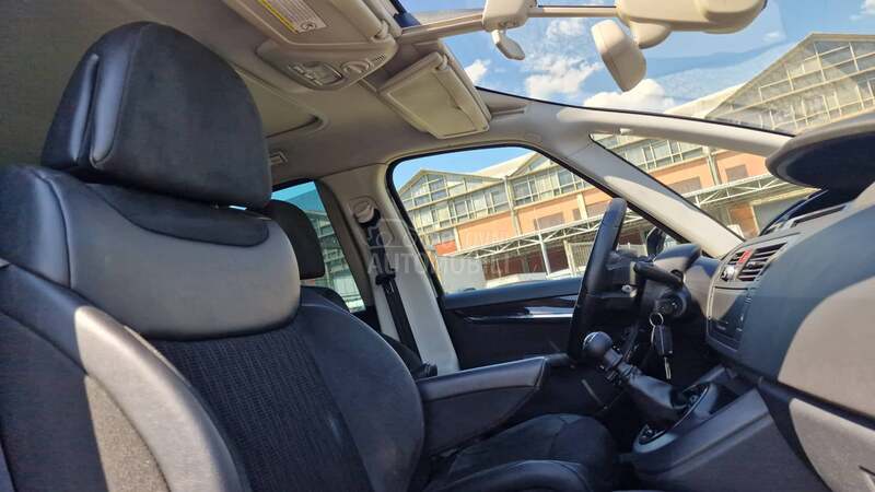 Citroen C4 Picasso PAN0R/EXCLUS/KRED