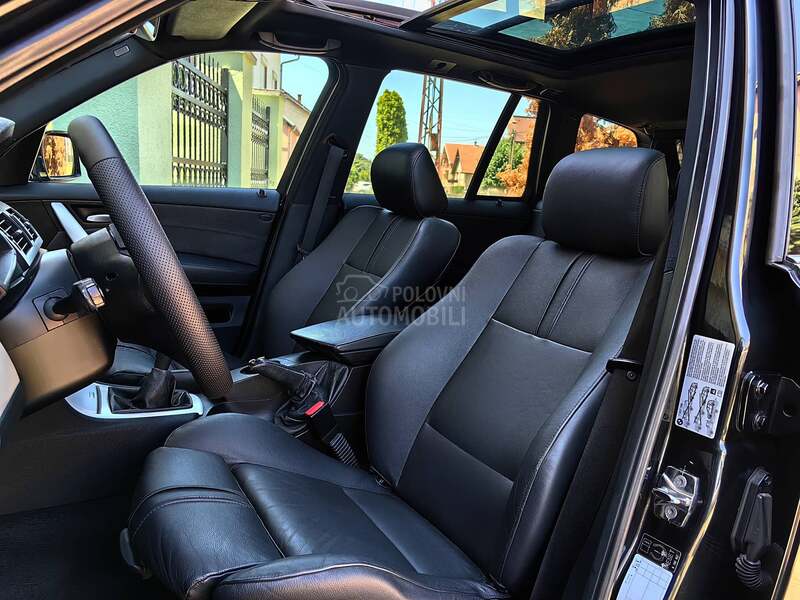 BMW X3 M-PAKET PAN0 NAVl