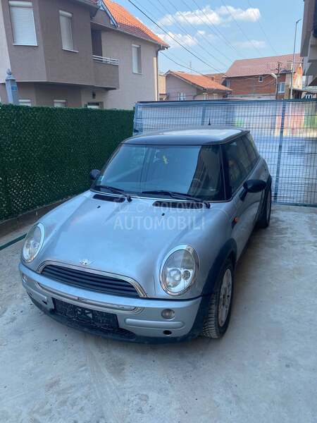 MINI One 