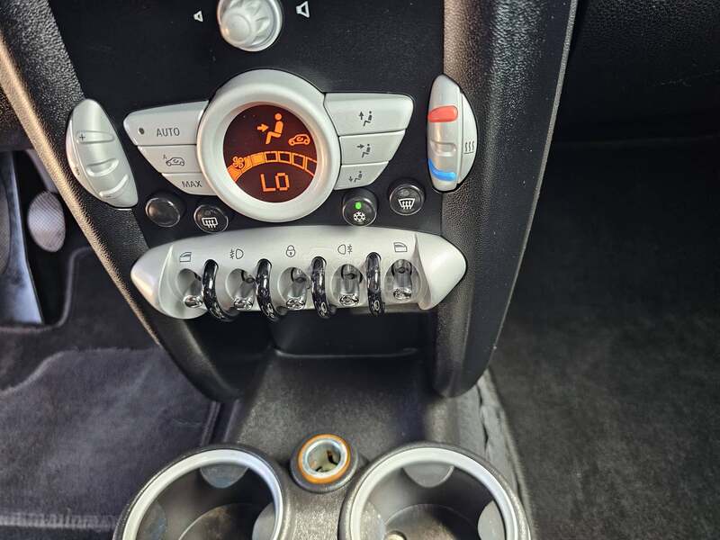 MINI Cooper 1.6 CH