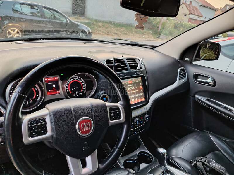 Fiat Freemont 