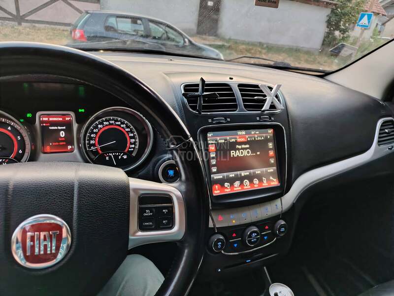 Fiat Freemont 