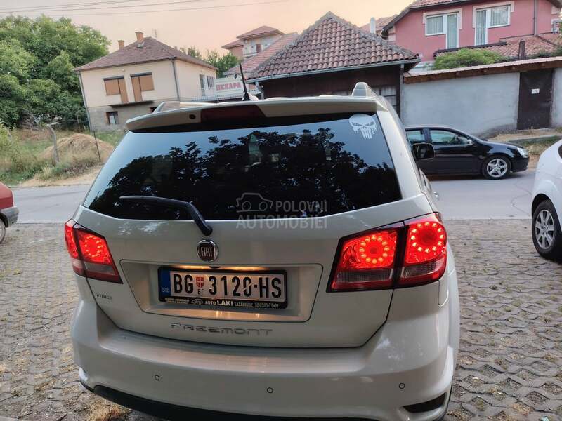 Fiat Freemont 