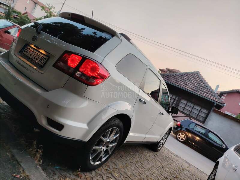 Fiat Freemont 