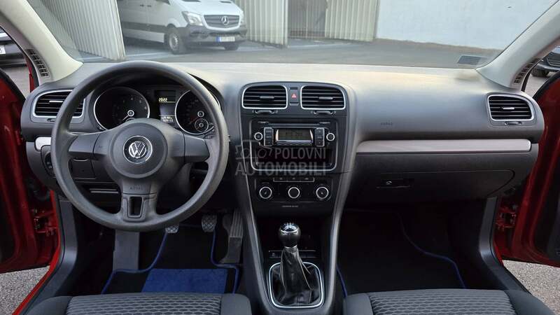 Volkswagen Golf 6 1.6 B  T O P