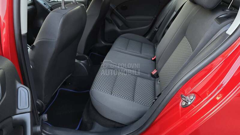 Volkswagen Golf 6 1.6 B  T O P