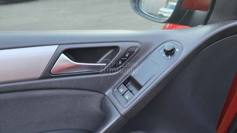 Volkswagen Golf 6 1.6 B  T O P