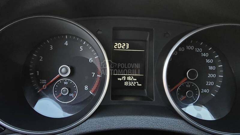Volkswagen Golf 6 1.6 B  T O P