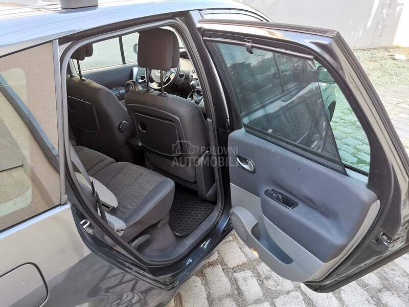 Renault Grand Scenic TNG