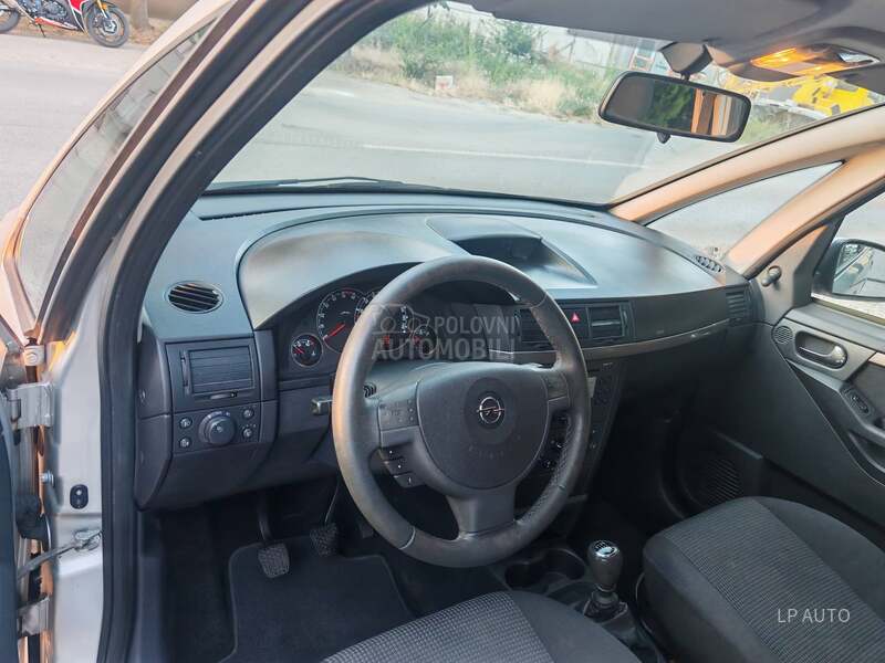 Opel Meriva 