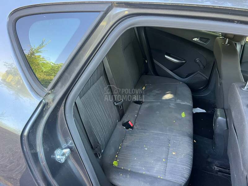 Opel Astra J 
