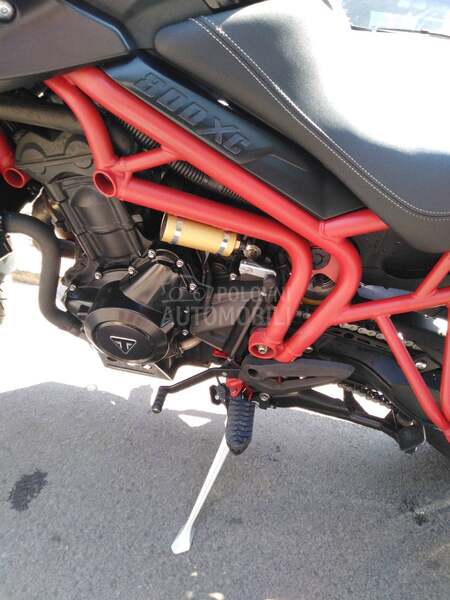 Triumph Tiger 800 XC