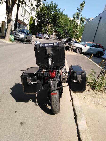 Triumph Tiger 800 XC