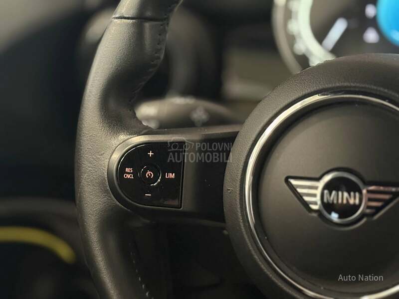 MINI Cooper 1.5 AT