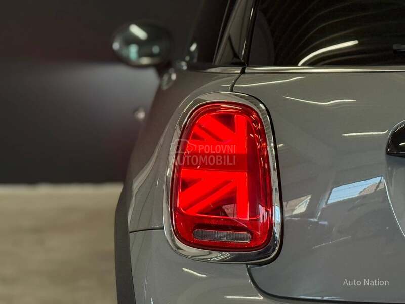 MINI Cooper 1.5 AT