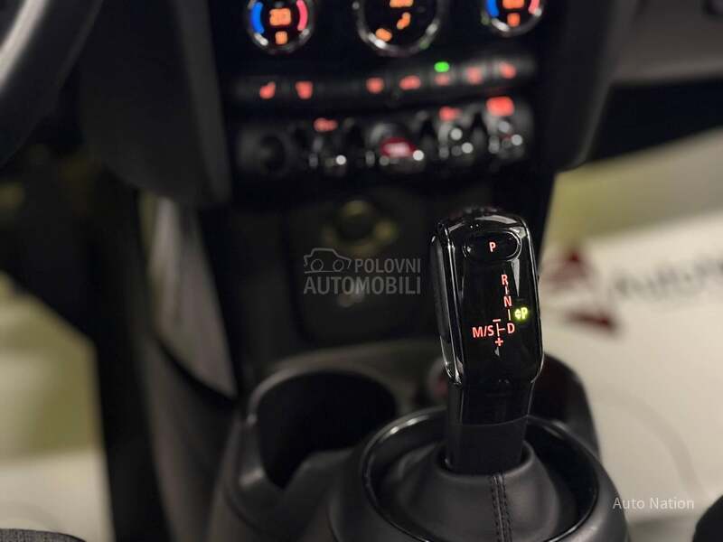 MINI Cooper 1.5 AT
