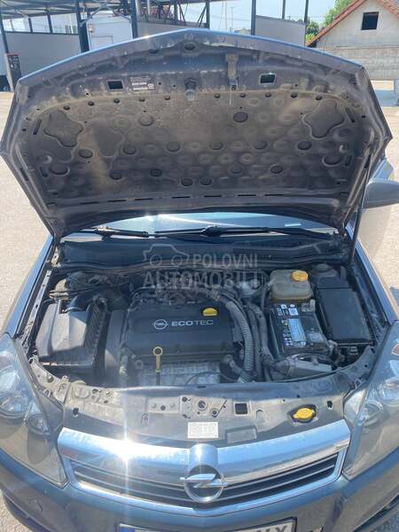 Opel Astra H 