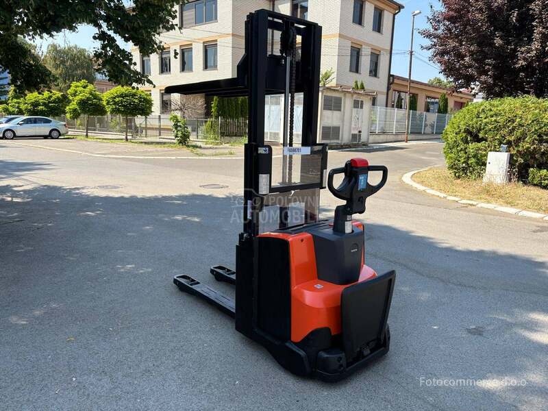 Toyota BT STAKER SWE200D