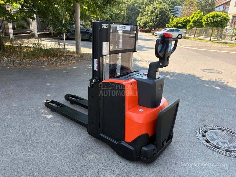 Toyota BT STAKER SWE200D