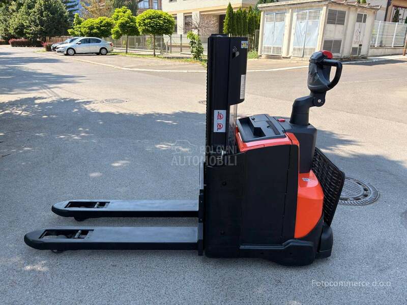 Toyota BT STAKER SWE200D