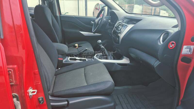 Nissan Navara 2.3D 4X4