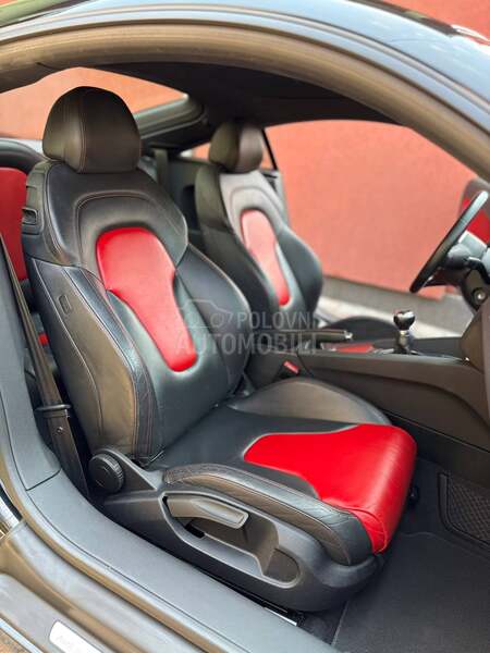 Audi TT 1.8TFSI //NOV//