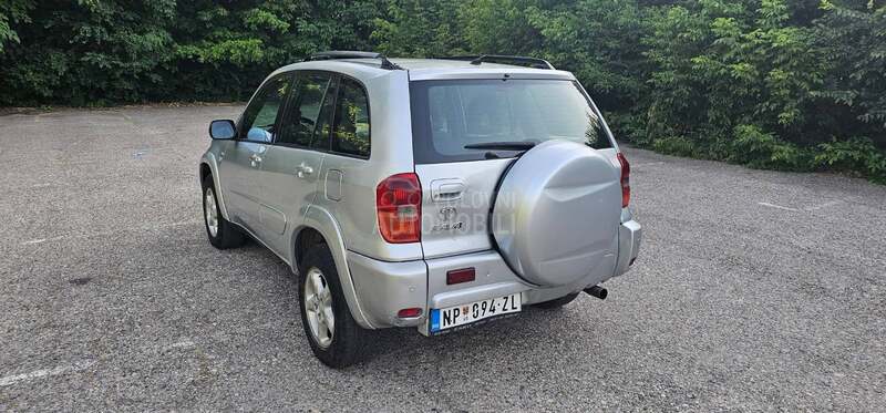 Toyota RAV 4 2.0 D-4D 4x4