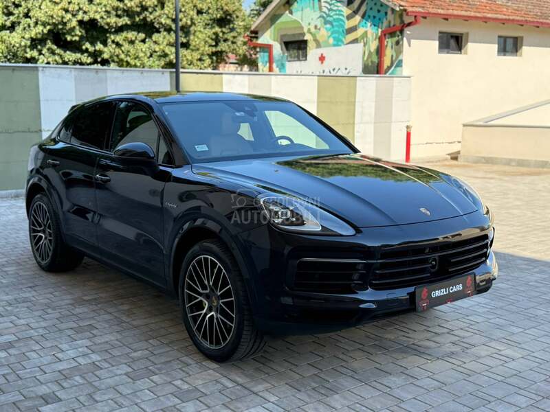 Porsche Cayenne coupe/hybrid/bose