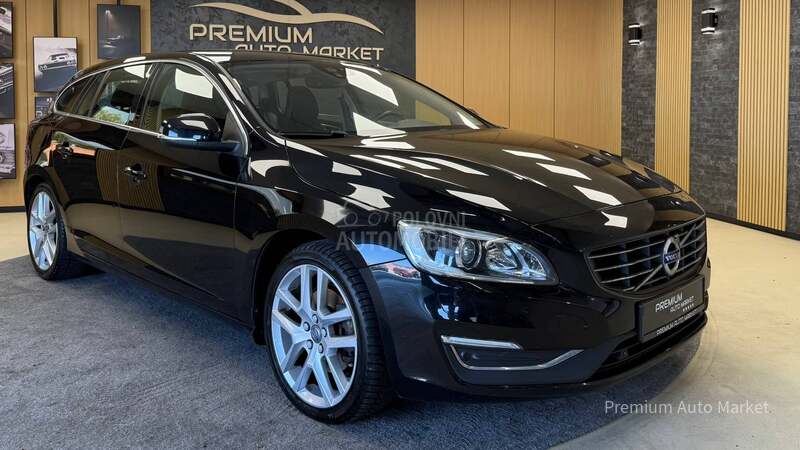 Volvo V60 //2.0 D4//MEM/FUL