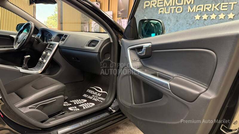 Volvo V60 //2.0 D4//MEM/FUL