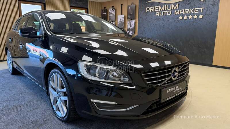 Volvo V60 //2.0 D4//MEM/FUL