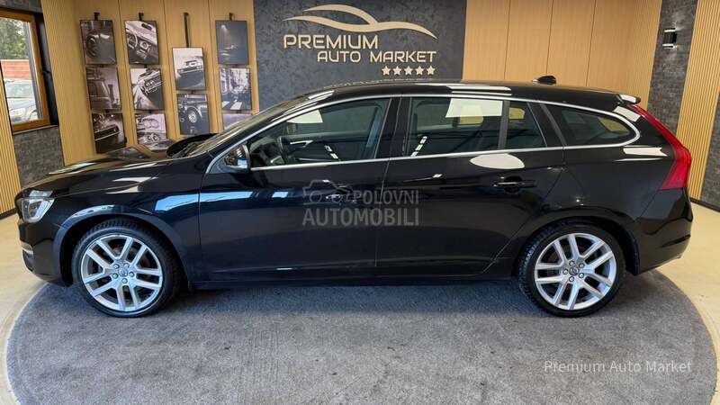 Volvo V60 //2.0 D4//MEM/FUL