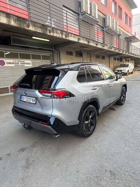 Toyota RAV 4 