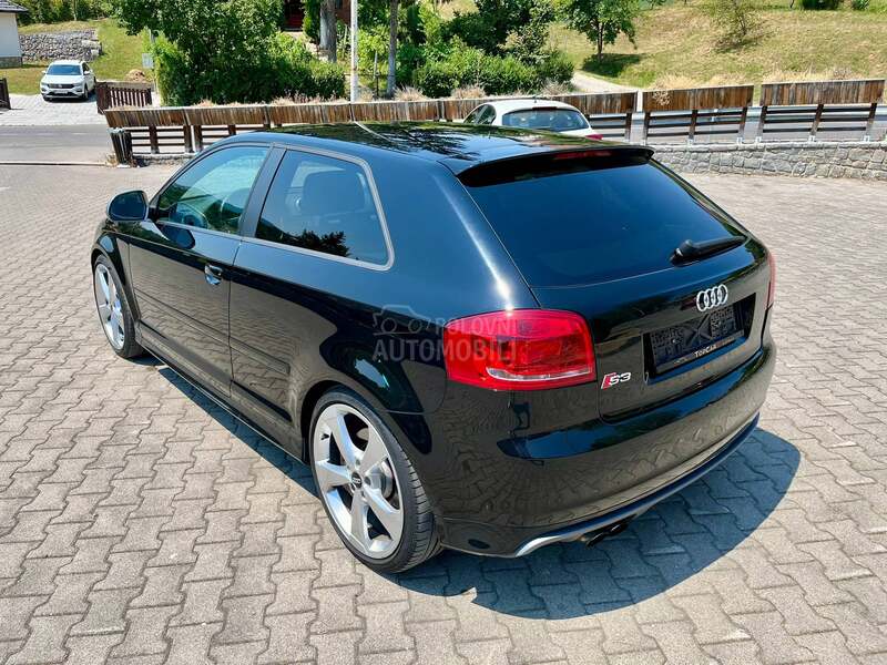 Audi S3 