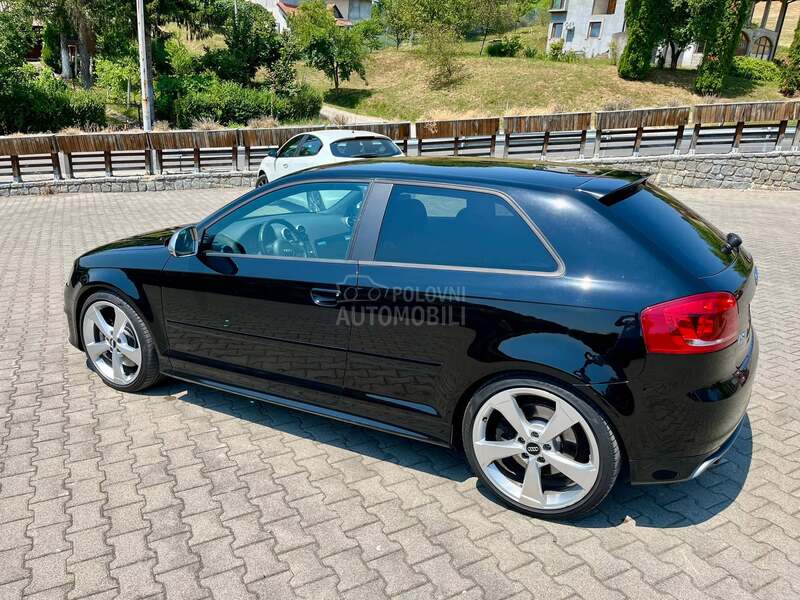 Audi S3 