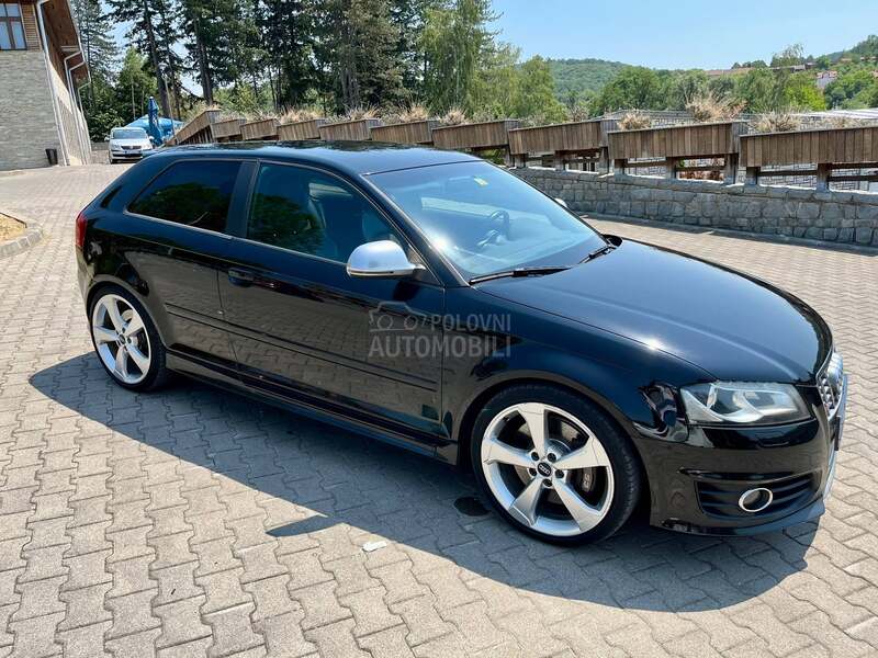 Audi S3 
