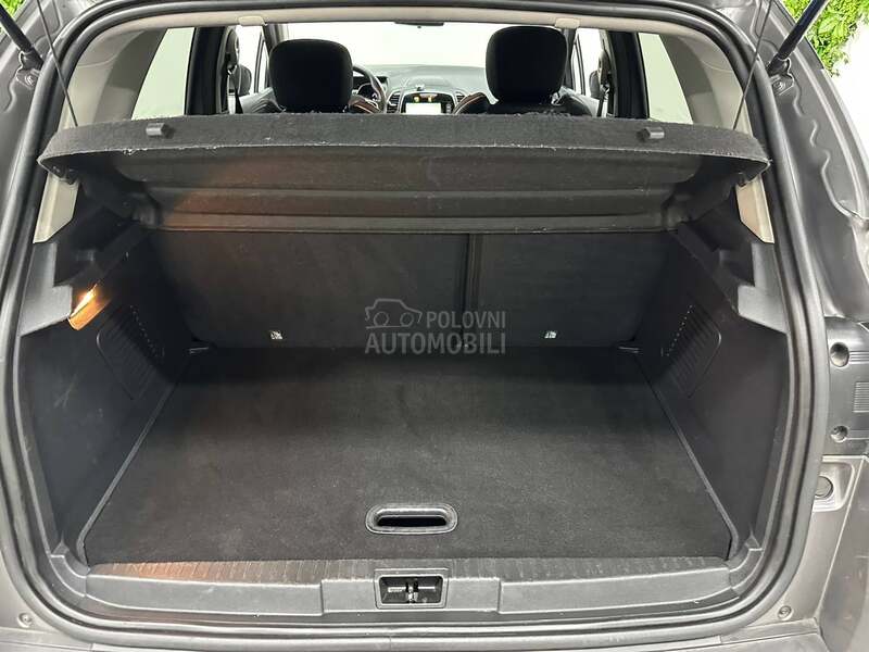 Renault Captur 0.9 TCe INTENS
