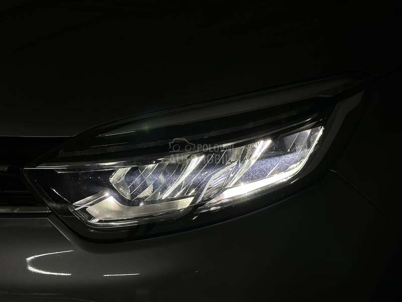 Renault Captur 0.9 TCe INTENS