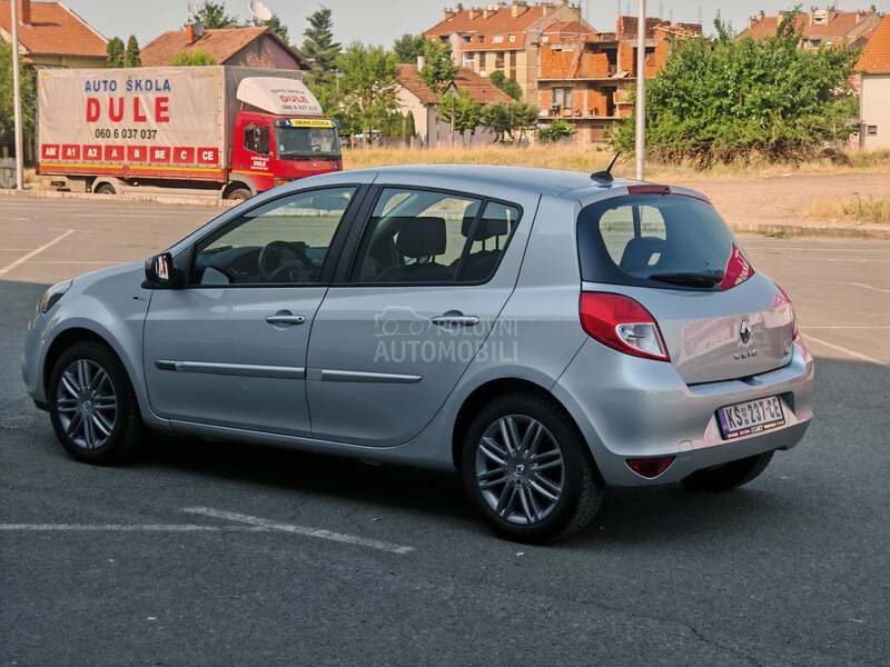 Renault Clio 1.2tce N.0.V