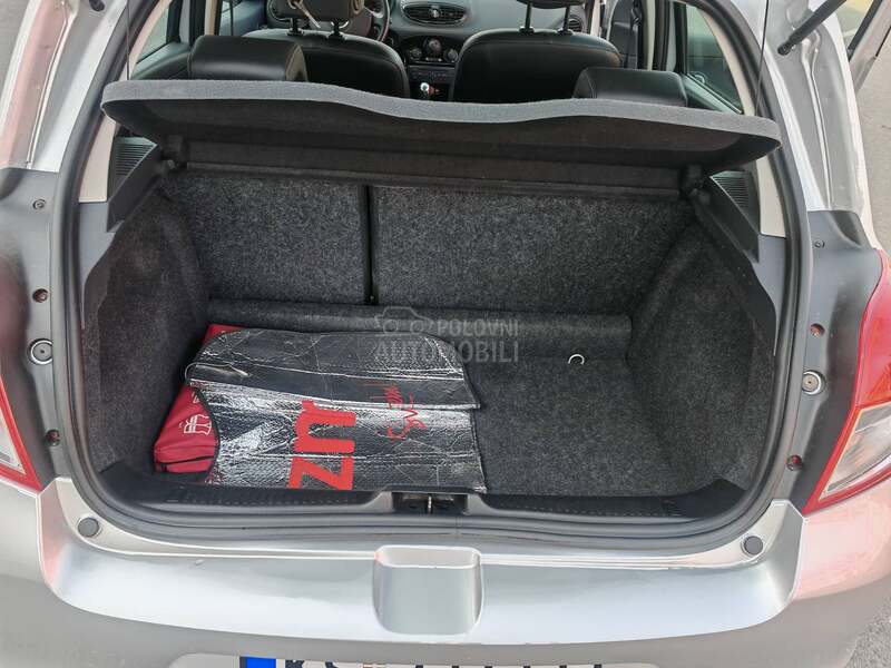 Renault Clio 1.2tce N.0.V