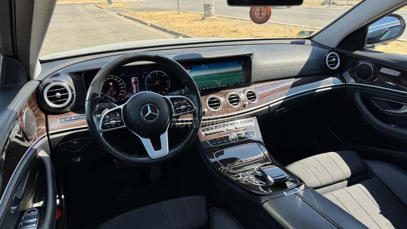Mercedes Benz E 220 All Terrain/MB/Siber
