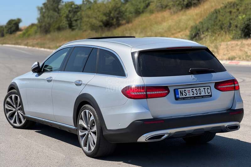 Mercedes Benz E 220 All Terrain/MB/Siber