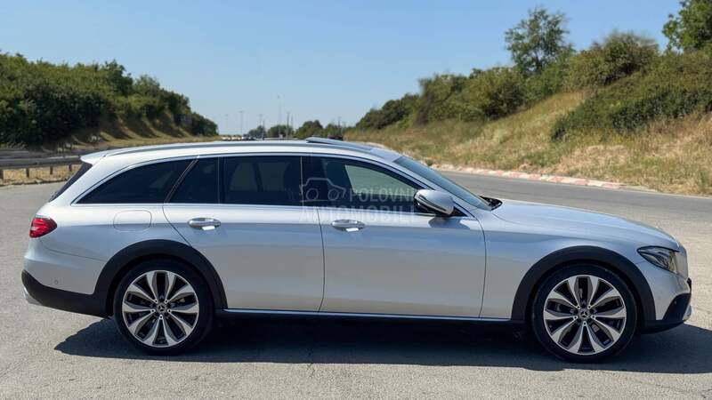 Mercedes Benz E 220 All Terrain/MB/Siber
