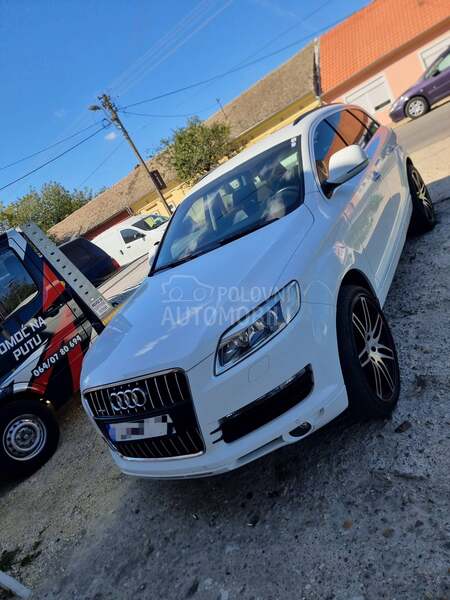 Audi Q7 3.0TDI 120.000 K M