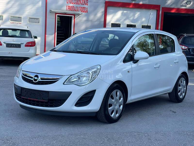 Opel Corsa D N A V I