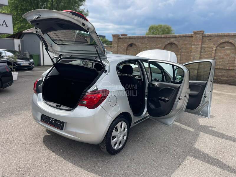 Opel Corsa E N1 83000H.K.M