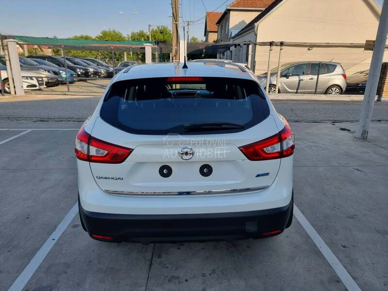 Nissan Qashqai led/kam/nav