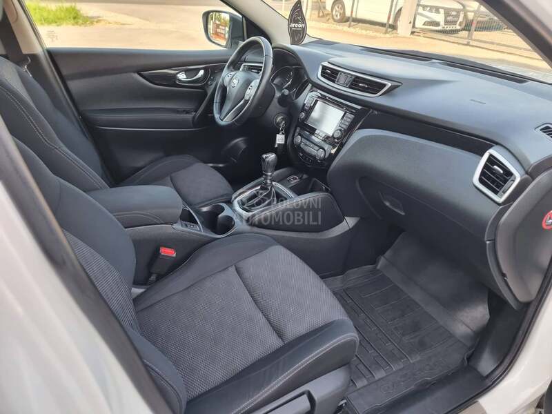 Nissan Qashqai led/kam/nav