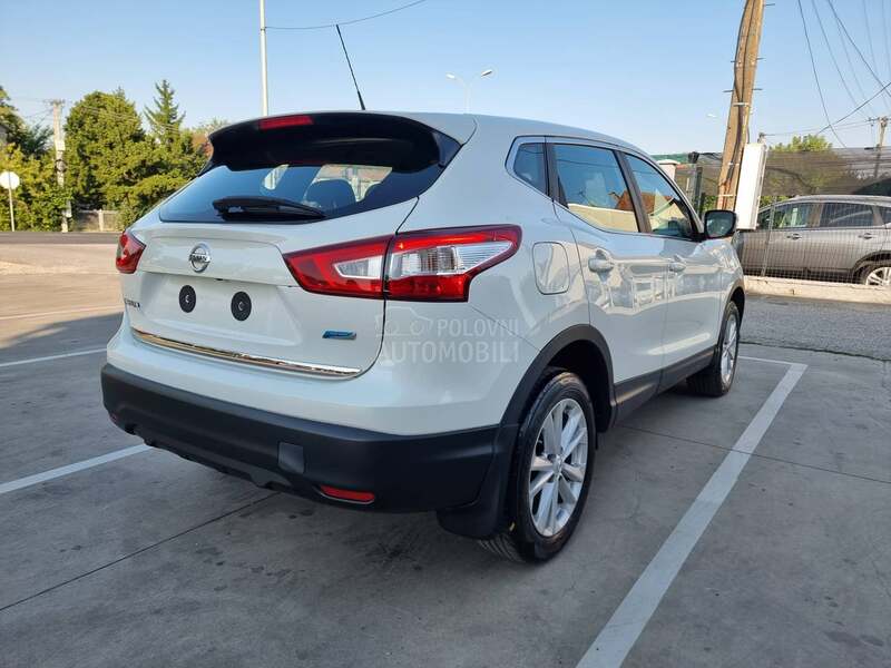 Nissan Qashqai led/kam/nav