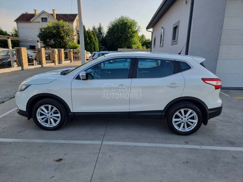 Nissan Qashqai led/kam/nav